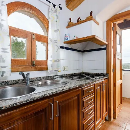 Yourhouse Deulosal, In Rural House With Pool Апартаменты *