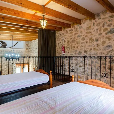 Апартаменты Yourhouse Deulosal, In Rural House With Pool *